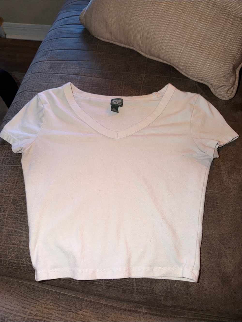 Basic V-Neck White Women’s crop top